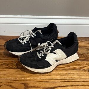 New Balance Black & White 327 Sneakers